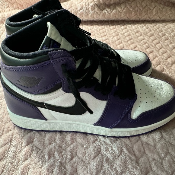 Nike Air Jordan retro high OG Court in size 6.5 youth - Picture 2 of 7